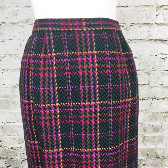 Pendleton Wool Plaid Pencil Skirt (Size 8) - Picture 2 of 6
